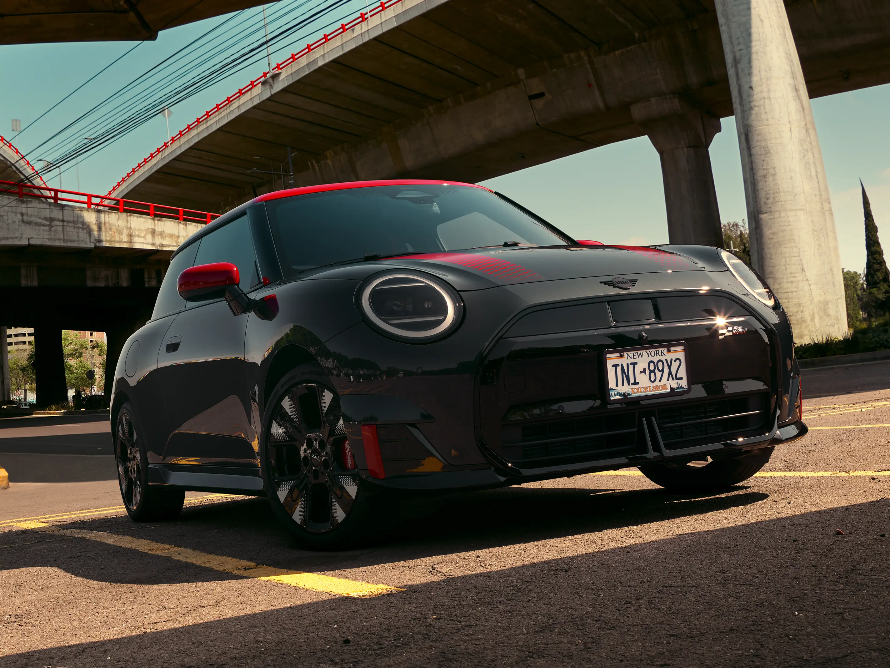 MINI John Cooper Works - J01 JCW Vista lateral