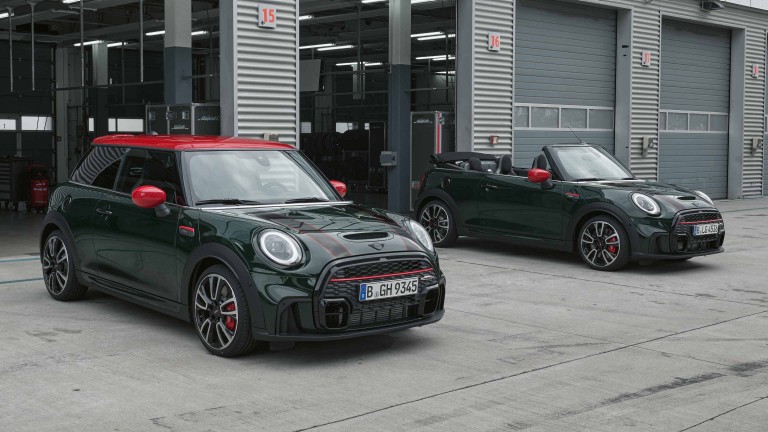 MINI John Cooper Works – vista frontal, azul y blanco – comparativa de modelos 
