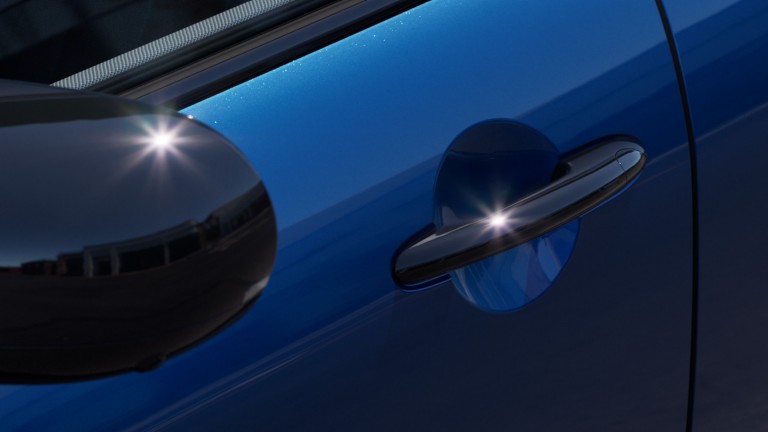 MINI Cooper 5 puertas - detalles exteriores - vista lateral