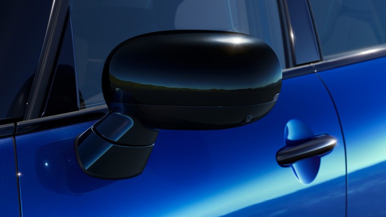 MINI Cooper 5 puertas - detalles exteriores - tapa de retrovisor