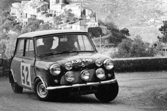 MINI JCW COUNTRYMAN